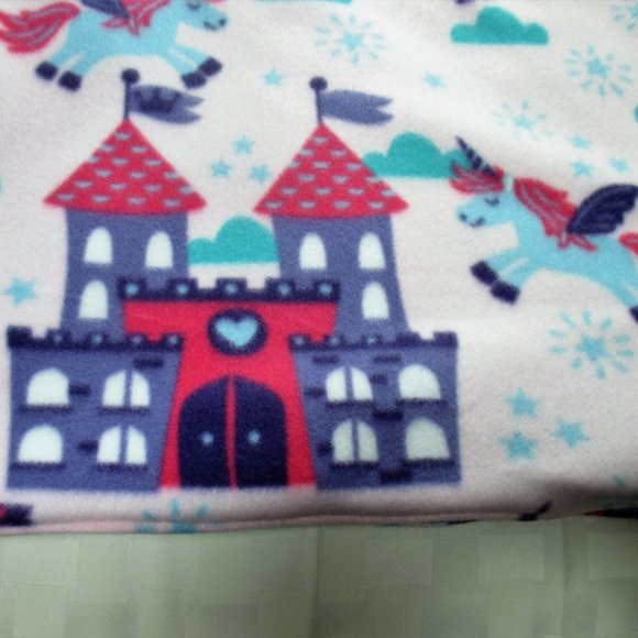 Princess castle fleece blanket soft blanket princess bedding unicorn bedding NWT - Picture 3 of 4